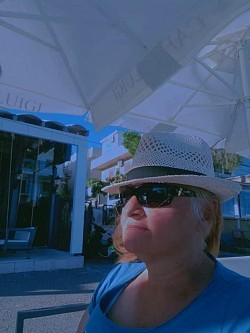 Labrini Pappa, Greek Radio Music Entertainment Radionektous