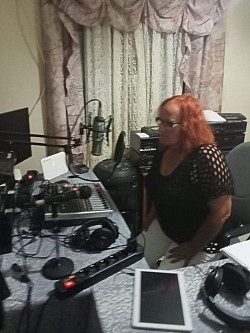 Labrini Pappa, Greek Radio Music Entertainment Radionektous